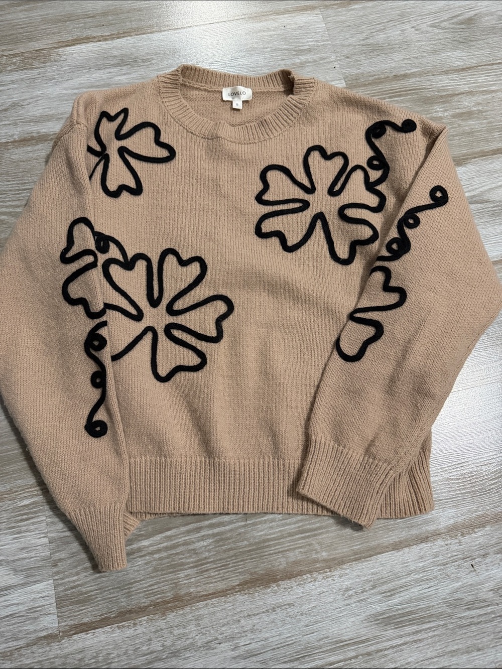 Lovelo Crewneck Sweater in Beige with Black Floral Outline